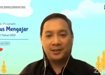 Kegiatan sosialisasi Kampus belajar di kanal Youtube Dirjen Dikti dan Zoom Meeting