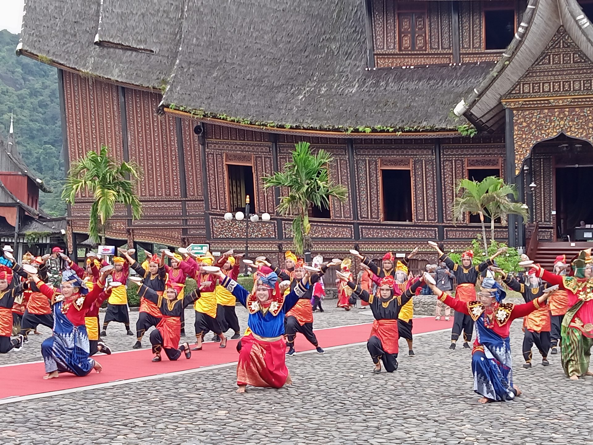 Ragam Budaya Dan Kearifan Lokal Minangkabau Dalam Festival Pesona ...