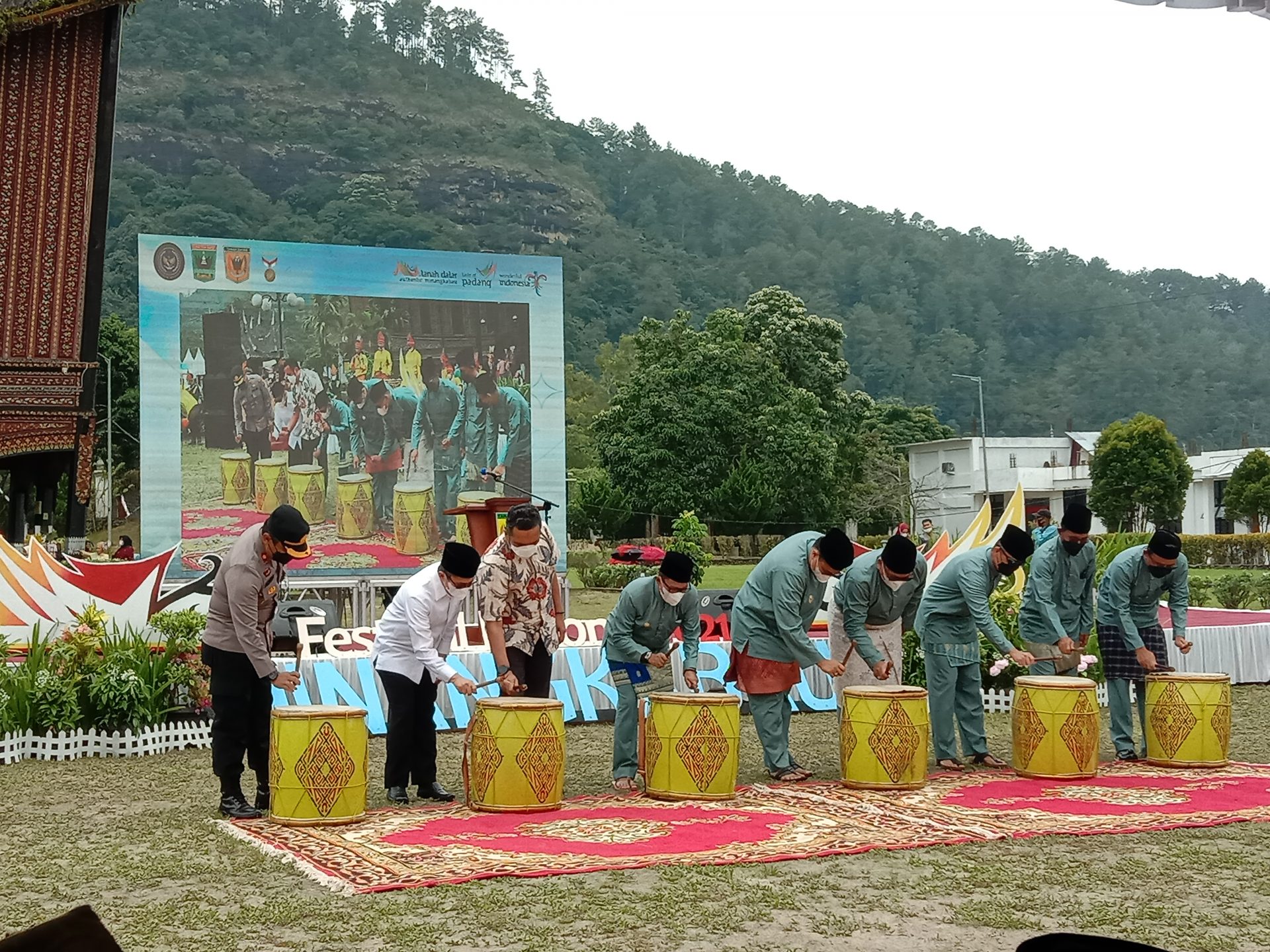 Ragam Budaya Dan Kearifan Lokal Minangkabau Dalam Festival Pesona ...