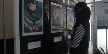 Pameran Poster Dari Lomba Kontes Fotografi dan Poster di Auditorium Unand pada Senin (21/02/2022).