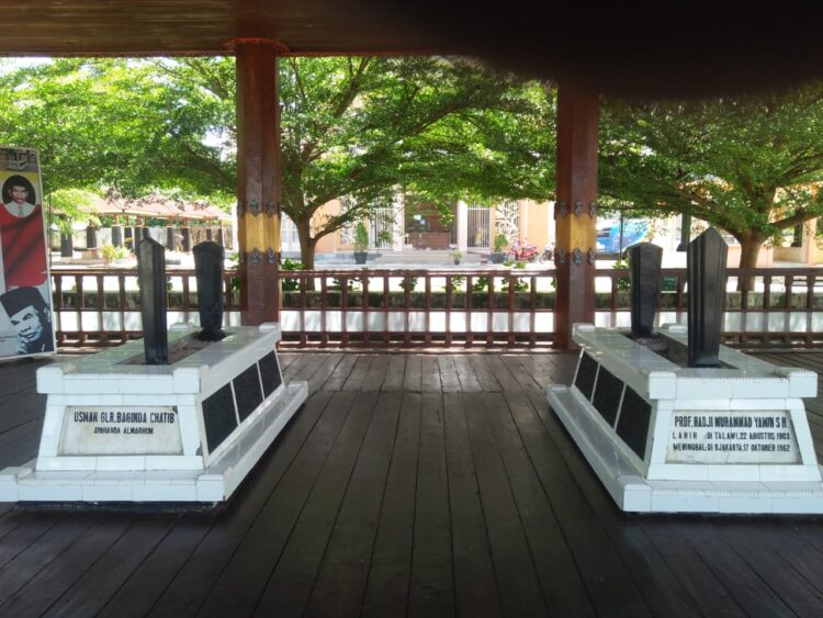 Bangunan makam Muhammad Yamin di Desa Talawi, Kota Sawah Lunto. (Genta Andalas/Asa Alvino Wendra)
