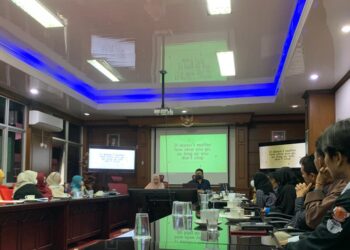 Workshop edukasi kesehatan mental di Ruang Sidang Fakultas Ilmu Sosial dan Politik pada Kamis, (24/11/2022) (Genta Andalas/Kerina Jefani)