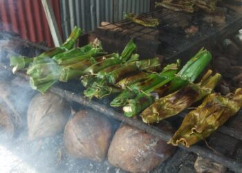 Lompong sagu sebagai jajanan tradisional yang sudah mulai langka (Genta Andalas/Dok. Pribadi)