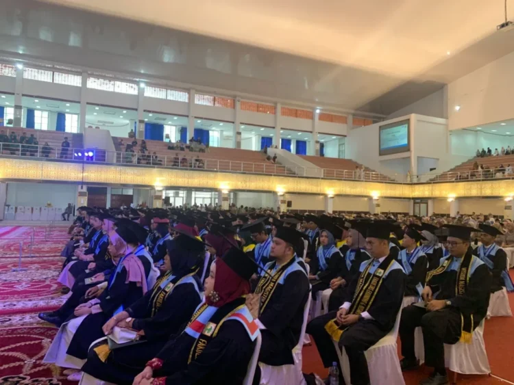 Suasana Wisuda III UNAND 2025 yang diikuti 1.411 lulusan dari berbagai jenjang pendidikan, Sabtu (5/7/2025) (Genta Andalas/ Oktavia Ramadhani)