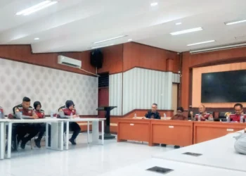Subdit Dalmas Polda Sumbar koordinasikan adanya tim negosiator, temui BEM dan Ormawa Universitas Andalas di Ruang Studio lt 2, Gedung PKM pada Rabu, (9/7/2025) (Genta Andalas/Zulkifli Ramadhani)