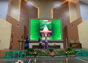 Pengumpulan infak oleh yayasan babus shadaqah untuk Palestina pada Jumat (7/11/2025) Zaki Latif Bagia Rahman