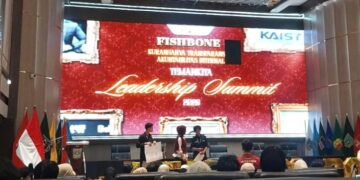 Suasana diskusi peserta pada gelaran acara Temankita Leadership Summit 2026 di Aula Kantor Gubernur Sumatera Barat pada Minggu (26/4/2026) (Pitri Yani)