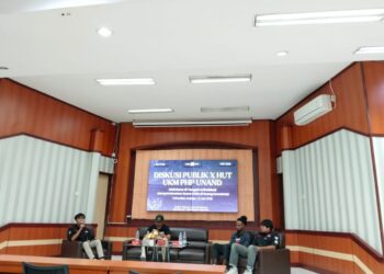 Suasana diskusi publik UKM PHP di Studio PKM Lantai 2 (12/6/2026) (Genta Andalas/Nasywa Luthfiyyah Edfa)