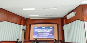 Suasana diskusi publik UKM PHP di Studio PKM Lantai 2 (12/6/2026) (Genta Andalas/Nasywa Luthfiyyah Edfa)