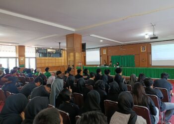 Sidang pergantian Nomenklatur NM FIB dan pengesahan proker FIB di Ruang Seminar FIB, Minggu (30/08/2026). (Genta Andalas/Ibnu Muhammad Bintang)